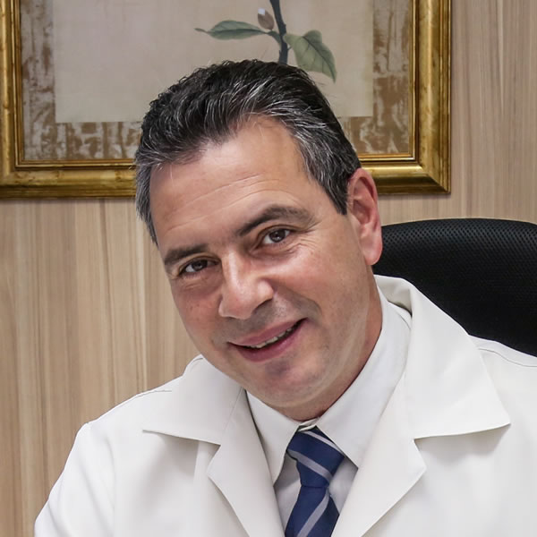 Dr. José Arthur R. Carneiro
